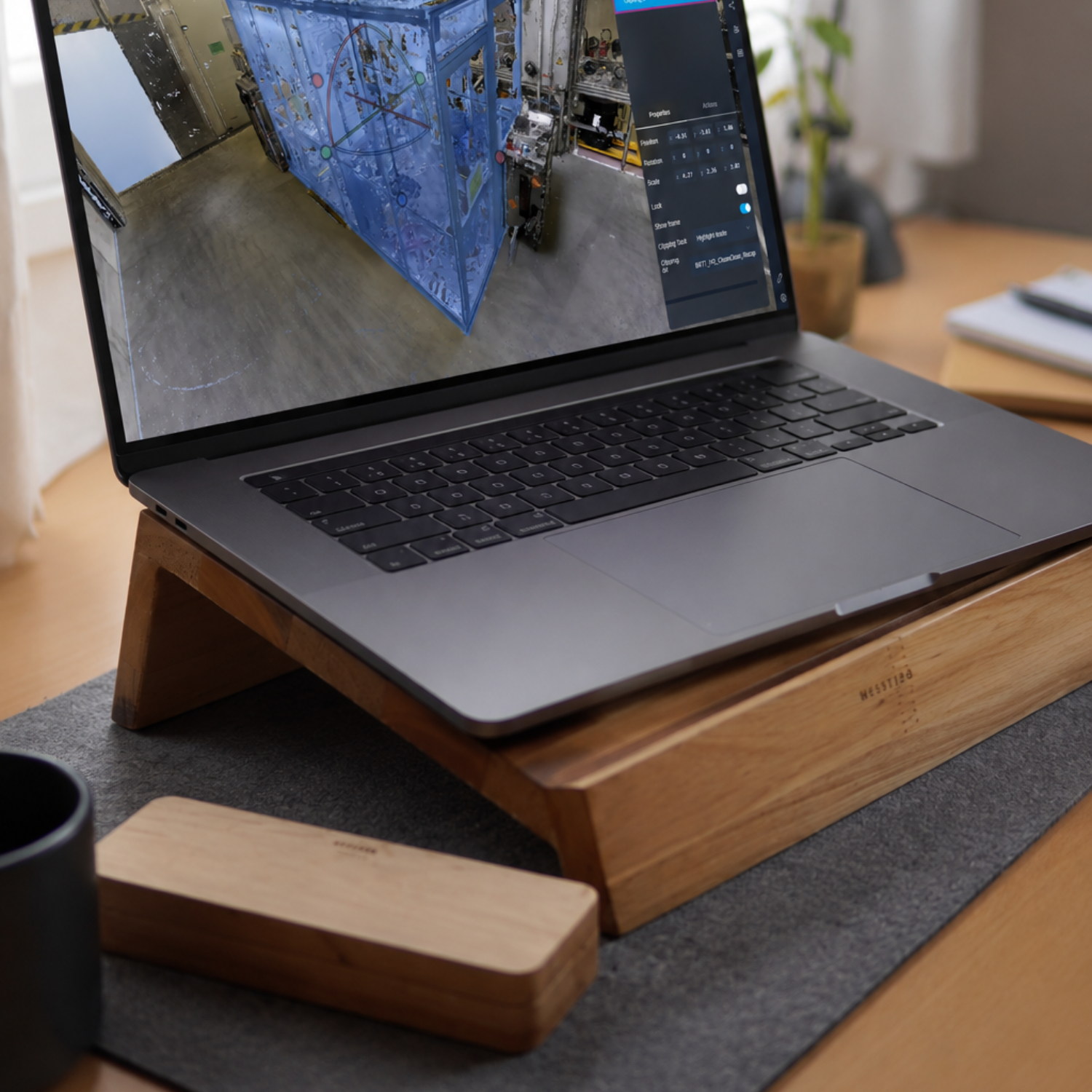 Nube de puntos y modelado BIM en software 3DR sobre laptop